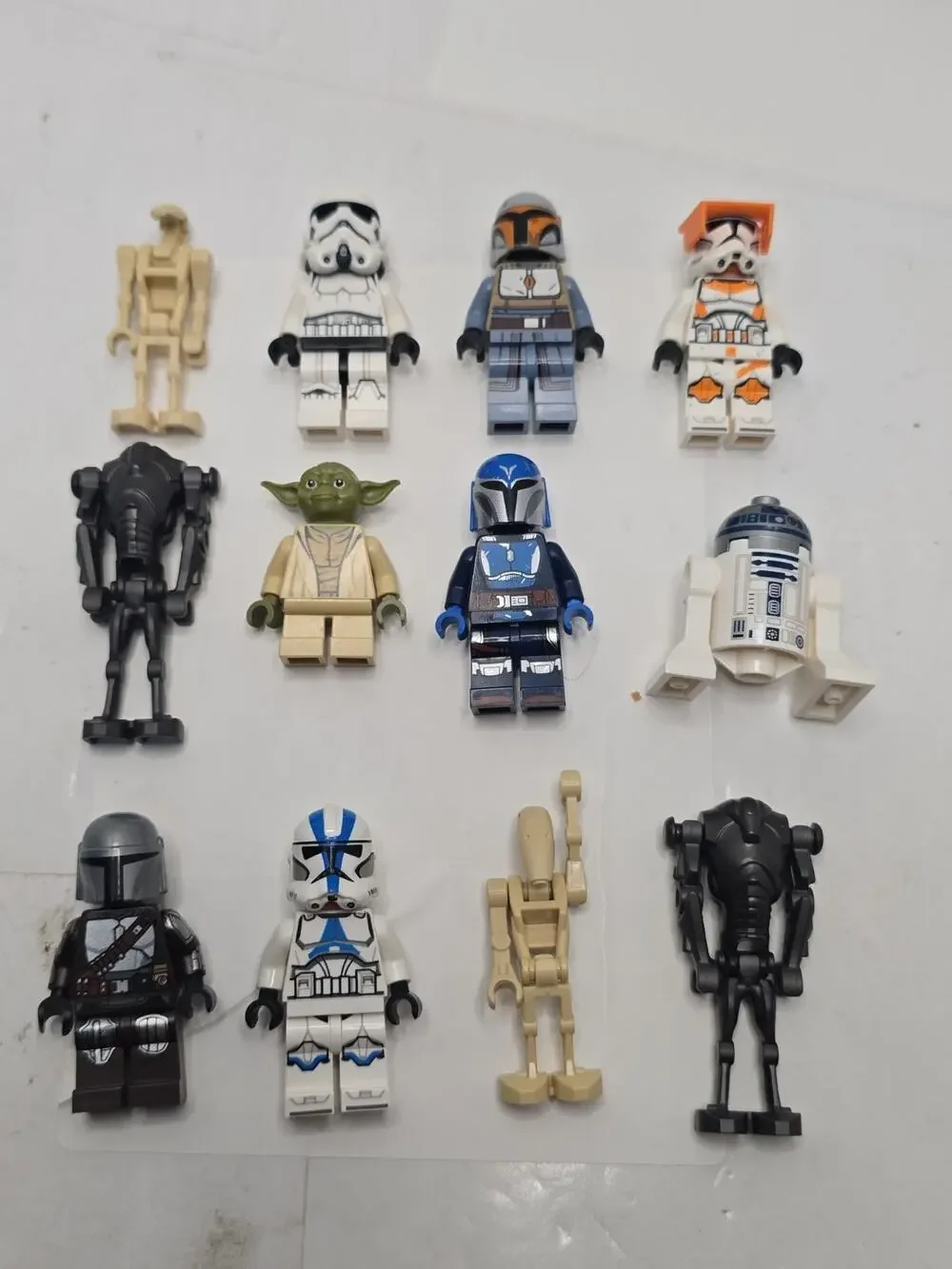 Lego Star Wars Minifigure Lot 12x Assorted Jedi R2d2 Mandalorian Yoda Clone